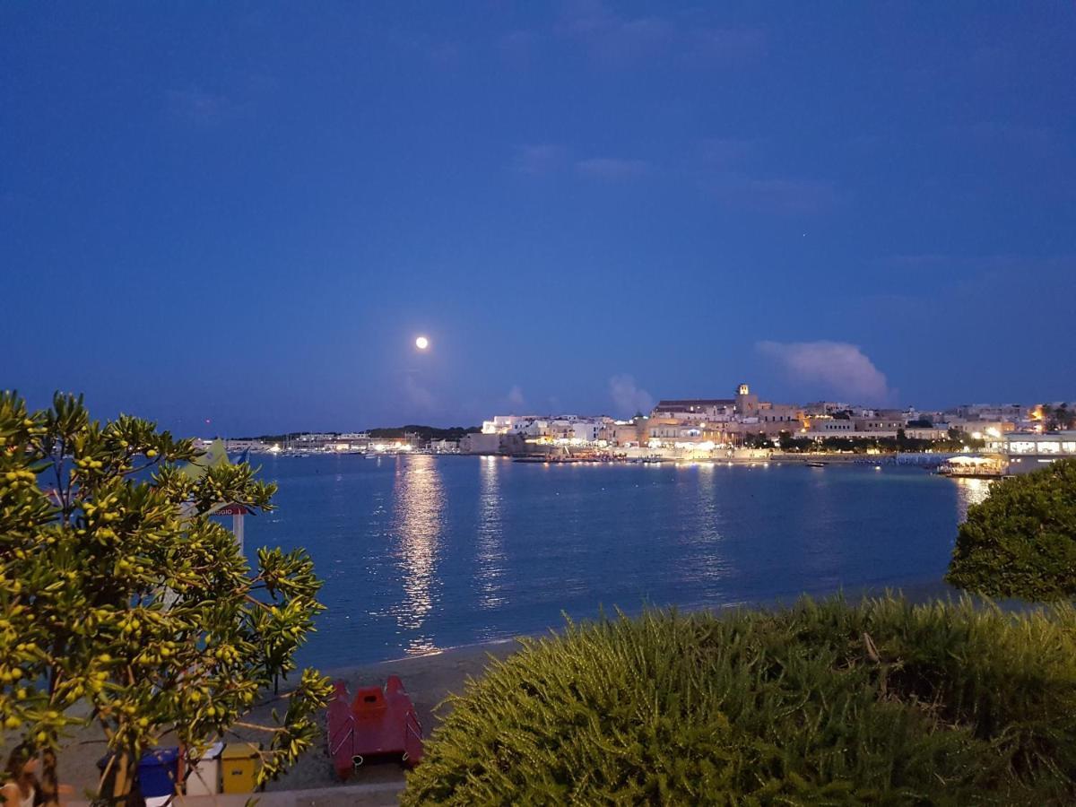 Villa Torre Dell'Orso Centro - Villino Vista Mare Con Ampio Giardino Extérieur photo